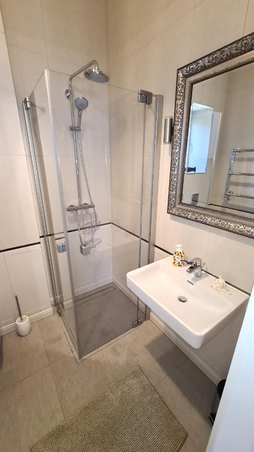 Bajkowy Dom - Apartament Sienkiewicza 5M3 ชวีโนวิชแจ ภายนอก รูปภาพ