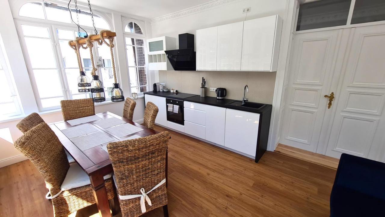Bajkowy Dom - Apartament Sienkiewicza 5M3 ชวีโนวิชแจ ภายนอก รูปภาพ