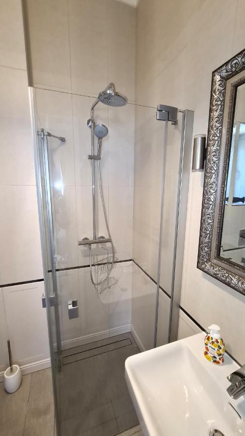 Bajkowy Dom - Apartament Sienkiewicza 5M3 ชวีโนวิชแจ ภายนอก รูปภาพ